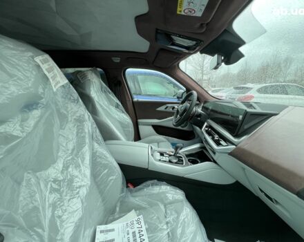 БМВ XM, объемом двигателя 4.4 л и пробегом 0 тыс. км за 176605 $, фото 32 на Automoto.ua