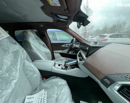 БМВ XM, объемом двигателя 4.4 л и пробегом 0 тыс. км за 176605 $, фото 22 на Automoto.ua