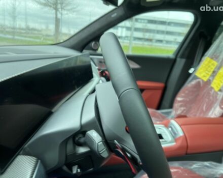 БМВ XM, об'ємом двигуна 4.4 л та пробігом 0 тис. км за 168345 $, фото 38 на Automoto.ua