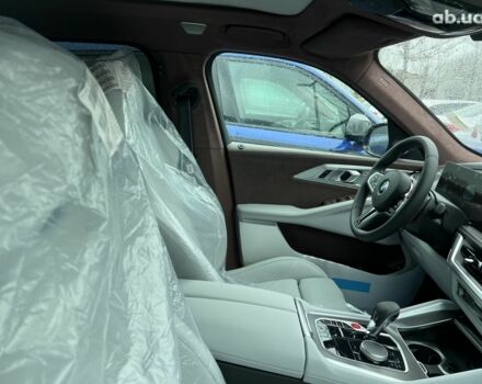 БМВ XM, объемом двигателя 4.4 л и пробегом 0 тыс. км за 176605 $, фото 34 на Automoto.ua