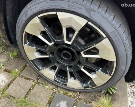 БМВ XM, об'ємом двигуна 4.4 л та пробігом 1 тис. км за 150196 $, фото 9 на Automoto.ua