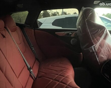 БМВ XM, об'ємом двигуна 4.4 л та пробігом 0 тис. км за 189755 $, фото 9 на Automoto.ua