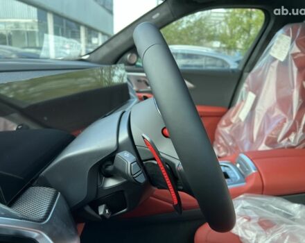 БМВ XM, об'ємом двигуна 4.4 л та пробігом 0 тис. км за 189755 $, фото 25 на Automoto.ua