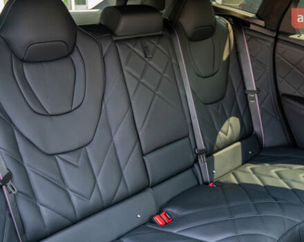 БМВ XM, объемом двигателя 3 л и пробегом 0 тыс. км за 155662 $, фото 28 на Automoto.ua