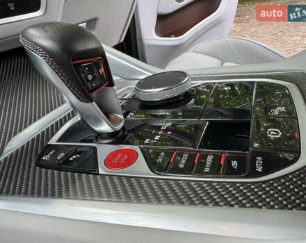 Серый БМВ XM, объемом двигателя 3 л и пробегом 28 тыс. км за 145800 $, фото 41 на Automoto.ua