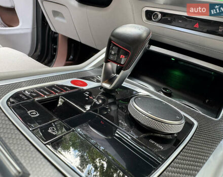 Серый БМВ XM, объемом двигателя 3 л и пробегом 28 тыс. км за 145800 $, фото 8 на Automoto.ua