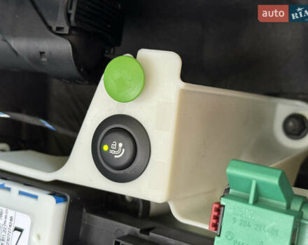 Серый БМВ XM, объемом двигателя 3 л и пробегом 28 тыс. км за 145800 $, фото 1 на Automoto.ua