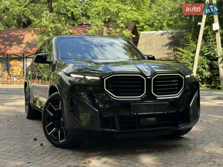 Серый БМВ XM, объемом двигателя 3 л и пробегом 28 тыс. км за 145800 $, фото 1 на Automoto.ua