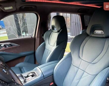 Зеленый БМВ XM, объемом двигателя 4.39 л и пробегом 9 тыс. км за 173000 $, фото 28 на Automoto.ua