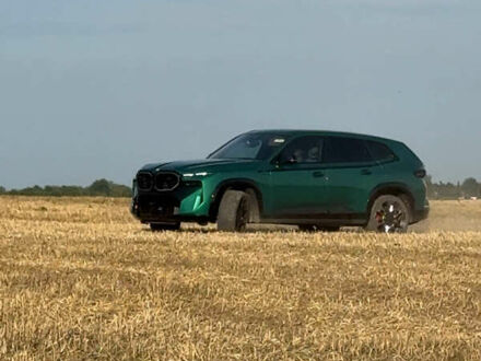 Зеленый БМВ XM, объемом двигателя 4.39 л и пробегом 20 тыс. км за 152000 $, фото 1 на Automoto.ua