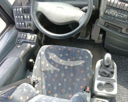 Зеленый Бова Магик, объемом двигателя 12.9 л и пробегом 916 тыс. км за 59000 $, фото 11 на Automoto.ua