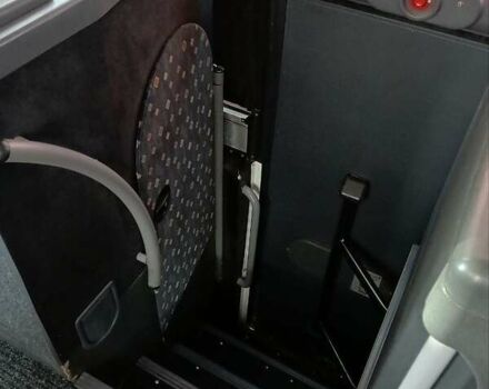 Зеленый Бова Магик, объемом двигателя 12.9 л и пробегом 916 тыс. км за 59000 $, фото 15 на Automoto.ua