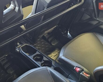 купити нове авто БРП Коммандєр 2025 року від офіційного дилера BRP center Вінниця БРП фото