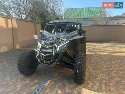 БРП Маверік 2022 у Мукачеве на Automoto.ua Чорний БРП Маверік, об'ємом двигуна 0.9 л та пробігом 9 тис. км за 30999 $, фото 1 на Automoto.ua