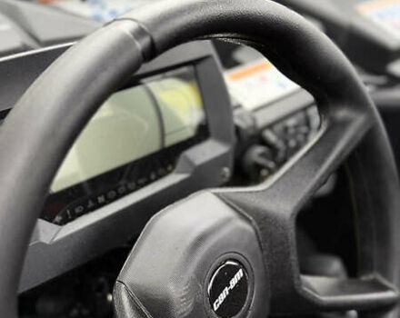 Красный БРП Маверик, объемом двигателя 0 л и пробегом 1 тыс. км за 31000 $, фото 11 на Automoto.ua