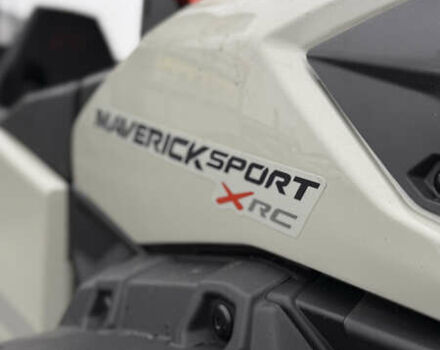 Красный БРП Маверик, объемом двигателя 0 л и пробегом 1 тыс. км за 31000 $, фото 13 на Automoto.ua