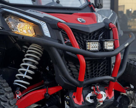 Красный БРП Маверик, объемом двигателя 0 л и пробегом 1 тыс. км за 31000 $, фото 1 на Automoto.ua