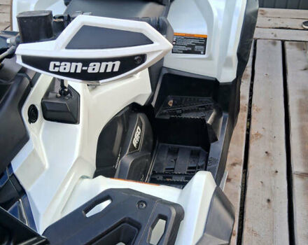 Белый БРП Аутлендер, объемом двигателя 0.65 л и пробегом 3 тыс. км за 12700 $, фото 9 на Automoto.ua