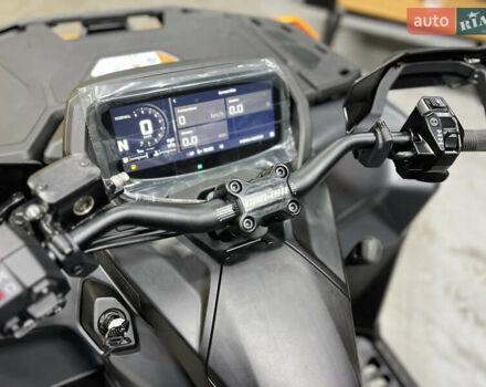 Черный БРП Аутлендер, объемом двигателя 1 л и пробегом 1 тыс. км за 27880 $, фото 8 на Automoto.ua