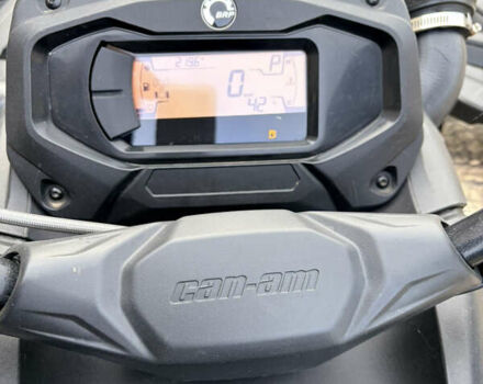 БРП Аутлендер, об'ємом двигуна 0.65 л та пробігом 37 тис. км за 15700 $, фото 6 на Automoto.ua