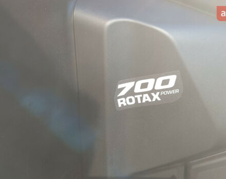 БРП Аутлендер, объемом двигателя 0.7 л и пробегом 0 тыс. км за 15986 $, фото 6 на Automoto.ua