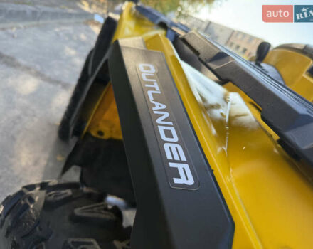 Желтый БРП Аутлендер, объемом двигателя 8 л и пробегом 6 тыс. км за 8350 $, фото 2 на Automoto.ua