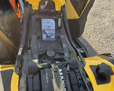 Желтый БРП Ренегаде, объемом двигателя 1 л и пробегом 12 тыс. км за 10500 $, фото 1 на Automoto.ua