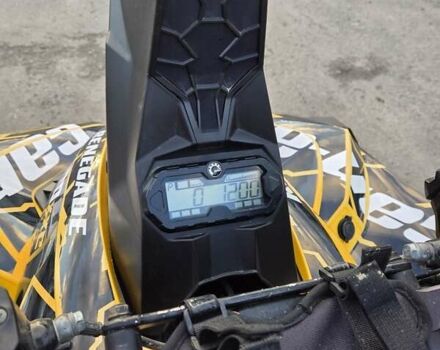 Желтый БРП Ренегаде, объемом двигателя 1 л и пробегом 12 тыс. км за 10500 $, фото 2 на Automoto.ua