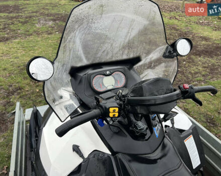 Білий БРП Скі-Ду, об'ємом двигуна 1.2 л та пробігом 4 тис. км за 10000 $, фото 1 на Automoto.ua