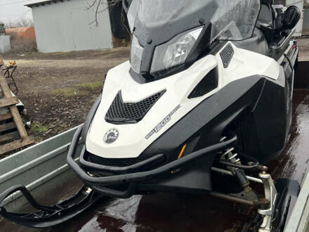 Білий БРП Скі-Ду, об'ємом двигуна 1.2 л та пробігом 4 тис. км за 10000 $, фото 1 на Automoto.ua