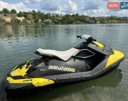 БРП Спарк, объемом двигателя 0 л и пробегом 250 тыс. км за 5650 $, фото 2 на Automoto.ua