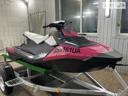 БРП Спарк 2015 в Черкассах на Automoto.ua БРП Спарк, объемом двигателя 0 л и пробегом 89 тыс. км за 7500 $, фото 1 на Automoto.ua