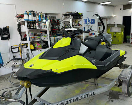 Зелений БРП Спарк, об'ємом двигуна 1 л та пробігом 105 тис. км за 5700 $, фото 1 на Automoto.ua