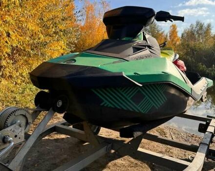 Зеленый БРП Спарк, объемом двигателя 0.9 л и пробегом 96 тыс. км за 10500 $, фото 3 на Automoto.ua