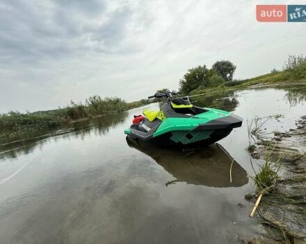 Зеленый БРП Спарк, объемом двигателя 0.9 л и пробегом 96 тыс. км за 10500 $, фото 12 на Automoto.ua