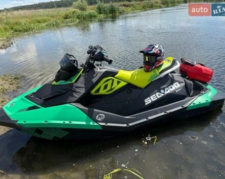 Зеленый БРП Спарк, объемом двигателя 0.9 л и пробегом 96 тыс. км за 10500 $, фото 13 на Automoto.ua