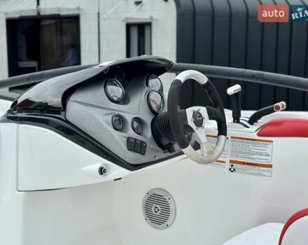 Білий БРП Спідстер, об'ємом двигуна 0 л та пробігом 1 тис. км за 37500 $, фото 26 на Automoto.ua
