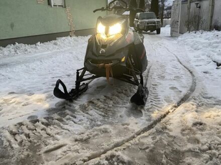 БРП Суммит, объемом двигателя 0.8 л и пробегом 0 тыс. км за 7500 $, фото 1 на Automoto.ua