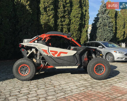 Белый БРП Maverick X3, объемом двигателя 0.9 л и пробегом 7 тыс. км за 28999 $, фото 1 на Automoto.ua