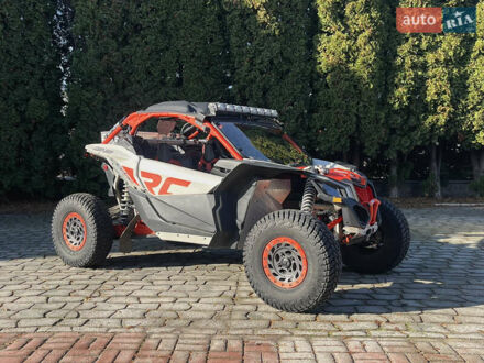 Білий БРП Maverick X3, об'ємом двигуна 0.9 л та пробігом 7 тис. км за 28999 $, фото 1 на Automoto.ua