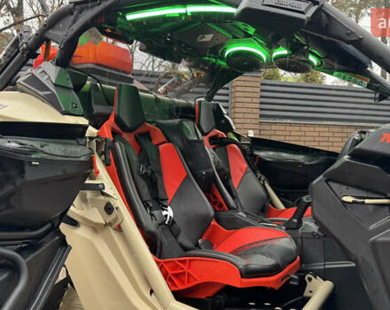 Бежевый БРП Maverick X3, объемом двигателя 0.9 л и пробегом 2 тыс. км за 35900 $, фото 21 на Automoto.ua