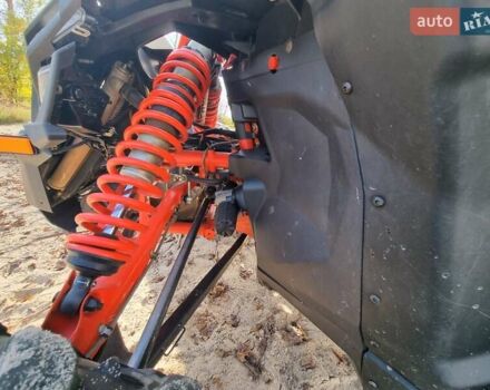 Красный БРП Maverick X3, объемом двигателя 0.9 л и пробегом 6 тыс. км за 15800 $, фото 14 на Automoto.ua