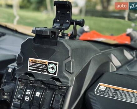 Красный БРП Maverick X3, объемом двигателя 0.9 л и пробегом 4 тыс. км за 22499 $, фото 25 на Automoto.ua