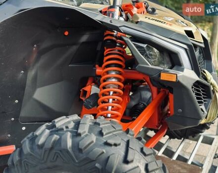 Красный БРП Maverick X3, объемом двигателя 0.9 л и пробегом 4 тыс. км за 22499 $, фото 20 на Automoto.ua