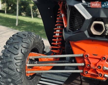 Красный БРП Maverick X3, объемом двигателя 0.9 л и пробегом 4 тыс. км за 22499 $, фото 32 на Automoto.ua