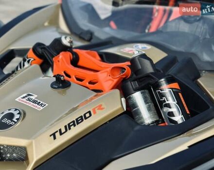 Красный БРП Maverick X3, объемом двигателя 0.9 л и пробегом 4 тыс. км за 22499 $, фото 14 на Automoto.ua