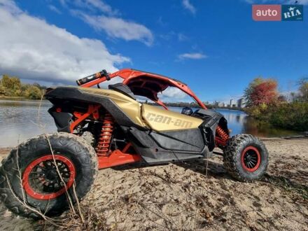 БРП Maverick X3 2017 в Киеве на Automoto.ua Красный БРП Maverick X3, объемом двигателя 0.9 л и пробегом 6 тыс. км за 15800 $, фото 1 на Automoto.ua