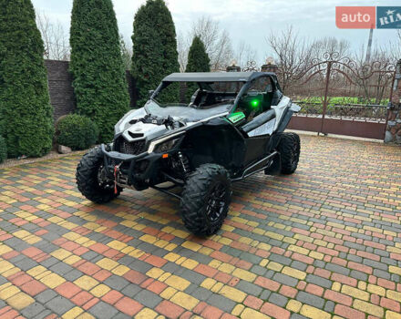 БРП Maverick X3, об'ємом двигуна 1 л та пробігом 5 тис. км за 25000 $, фото 1 на Automoto.ua