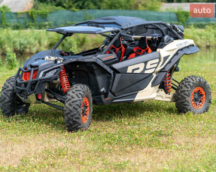 БРП Maverick X3, объемом двигателя 0.9 л и пробегом 1 тыс. км за 41900 $, фото 1 на Automoto.ua