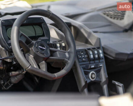БРП Maverick X3, объемом двигателя 0.9 л и пробегом 1 тыс. км за 41900 $, фото 12 на Automoto.ua